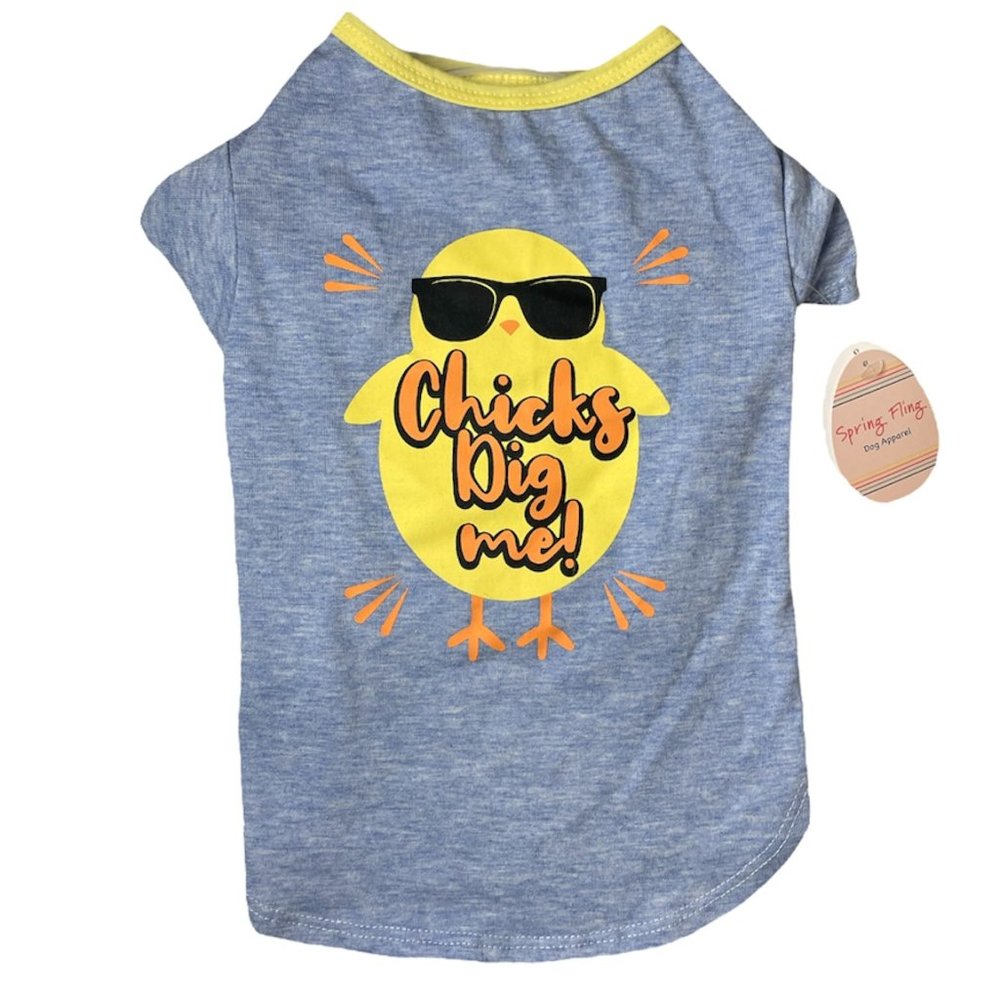 NWT Dog Tshirt "Chicks Dig Me"